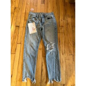 American Eagle Ripped Mom Jeans Distressed Denim Stretch Light Wash Size‎ 6